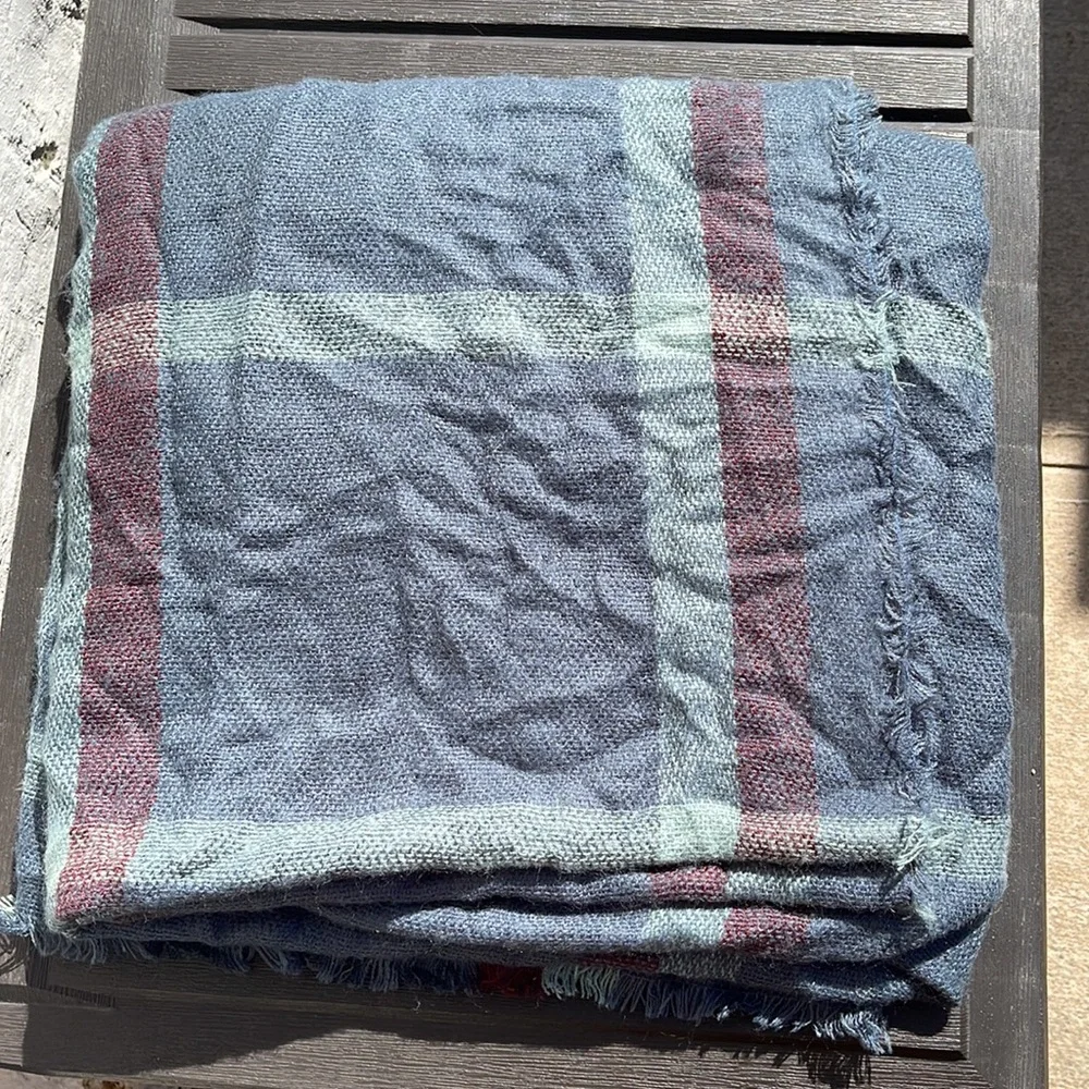 LC Lauren Conrad - Plaid Blanket Square Scarf